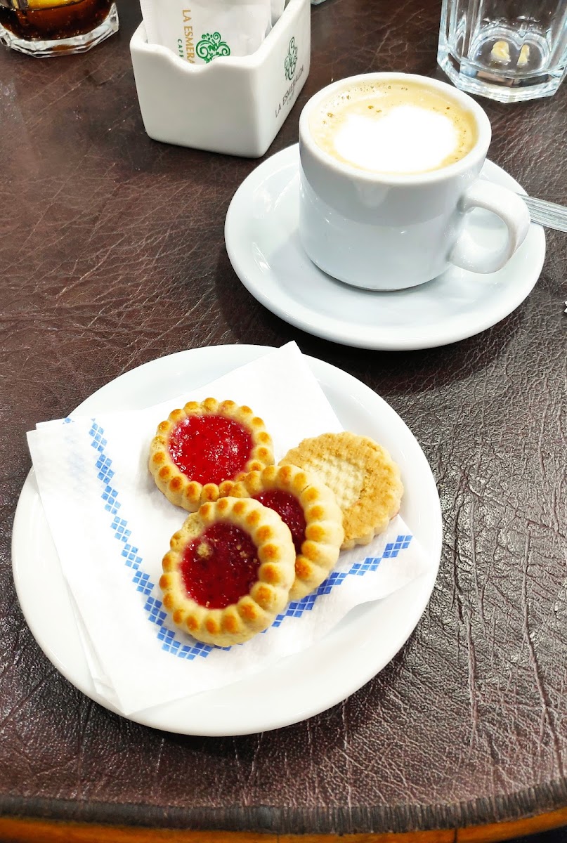 Cafe Florida Restobar-5